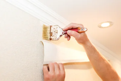 Pose de papier peint à Champ-Haut — revêtements muraux et toiles de verre